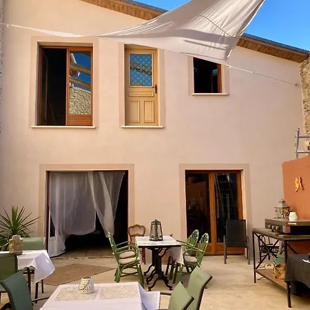 Casa Panzió Cessenon-sur-Orb