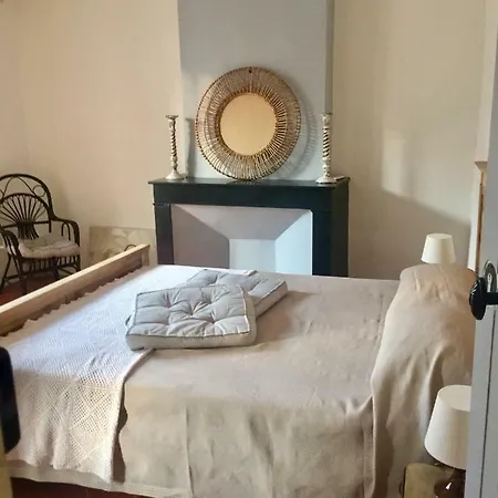 Casa *